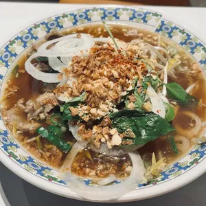 뭄 알로이 사진
