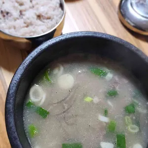 실비아가마솥곰탕 사진