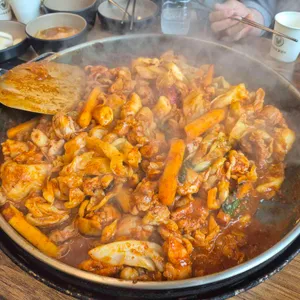 통나무집 닭갈비 사진