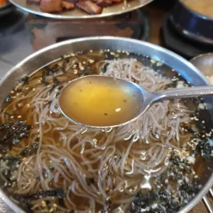 토방 사진