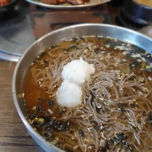 토방 사진