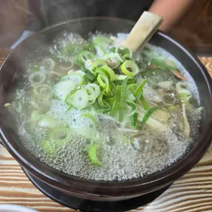 권고집 우아지 대표 사진