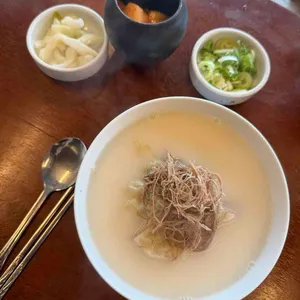 동면식밀면 사진 2