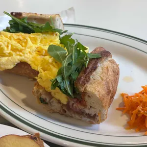 선셋스위밍 샌드위치 사진