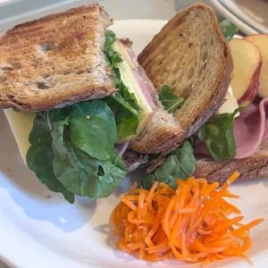 선셋스위밍 샌드위치 사진