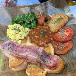 더티 트렁크 사진