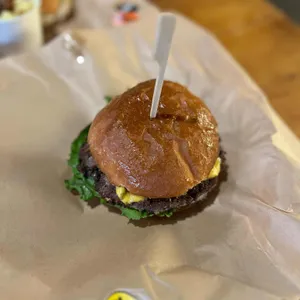 라살루드험프리스 사진