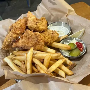 라살루드험프리스 사진