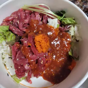 육회바른연어 대표 사진