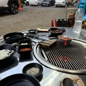 옥돼지 연탄구이 사진