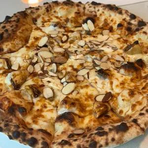 블루스톤 대표 사진