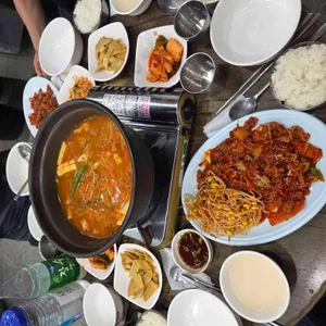 옛날생돼지김치찌개 사진