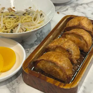 신발원 사진