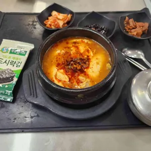 용인휴게소 푸드코트(강릉방향) 사진 1