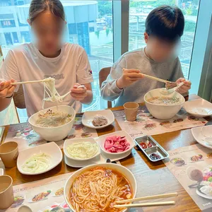 호아빈 대표 사진