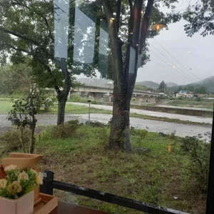 카페 이밤 대표 사진