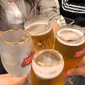 디스이즈비어 사진