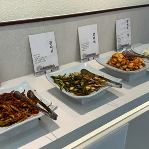 부산에뜬고등어 사진