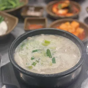 수변최고돼지국밥 사진 1