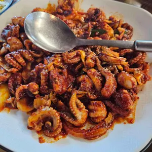 홍기와쭈꾸미 사진