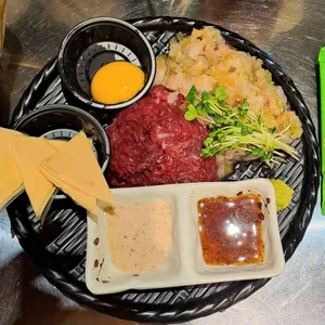 심야식당 홍 대표 사진