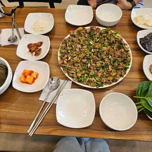 강릉엄지네꼬막집 대표 사진