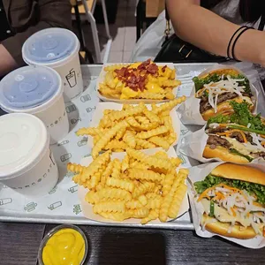 쉐이크쉑 사진