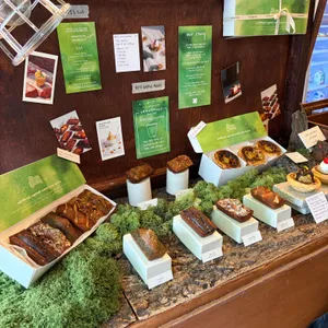 오프더월 리뷰 사진