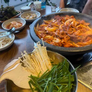 벚꽃삼계탕 사진