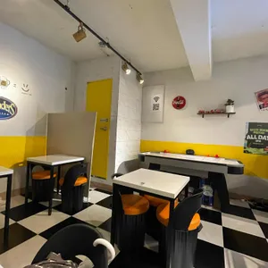 프라이데이펍 리뷰 사진