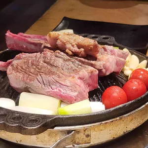 청년양고기 사진