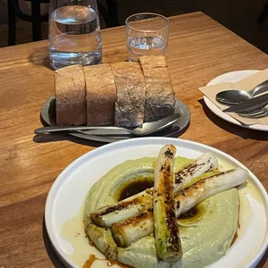 퍼멘츠 사진 1