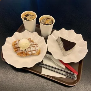 곤트란쉐리에 사진