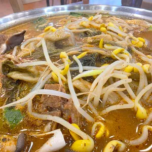 뜨끈이감자탕 사진