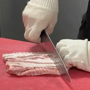 춤추는돼지 사진