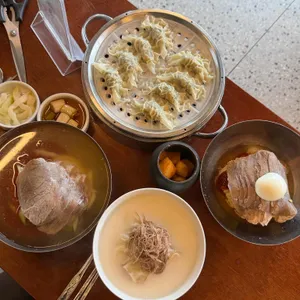 동면식밀면 사진 1