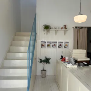 이에이 카페 리뷰 사진