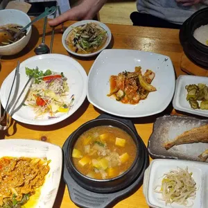 동지섣달꽃본듯이 사진