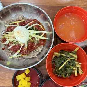 흥부네 소바 막국수 사진