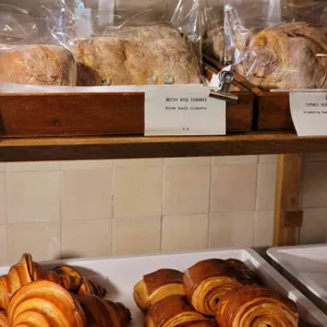 악토버 베이커리 리뷰 사진