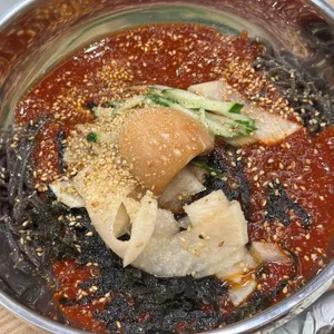 깔꾸리족발보쌈국수 대표 사진