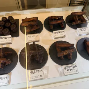 아꽁뜨 리뷰 사진