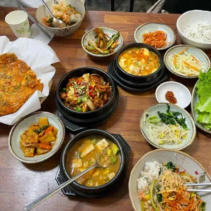 엄마식당 사진 1