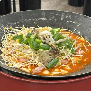 연평도꽃게품은닭볶음탕 대표 사진