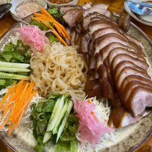 평화육남매왕족발 사진
