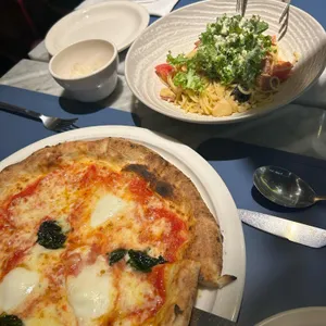 쁘리미삐아띠 사진