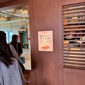 테디스로드 베이커리카페 리뷰 사진