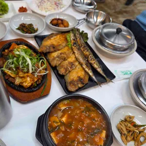 일품솥밥 사진 1