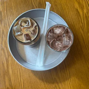 딜리스 사진 1