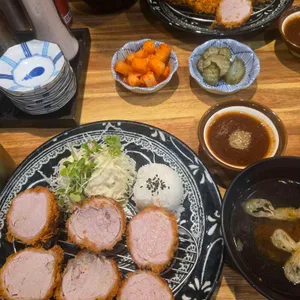 투쿡 사진 1